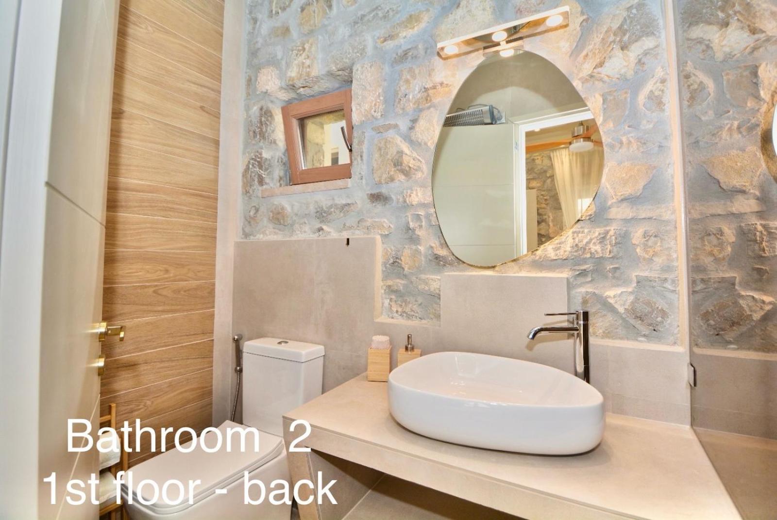 Sea-Front Jacuzzi&Garden Luxury Rock Villa Ermioni Esterno foto